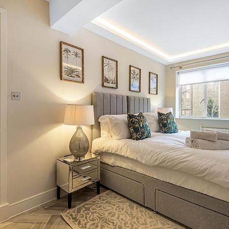 Luxury Living In Knightsbridge Private Balcony View Of Harrods, 2Br2Ba With Ac 런던 외부 사진