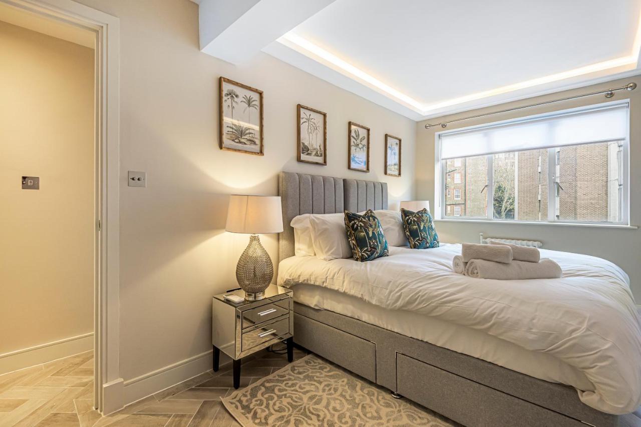 Luxury Living In Knightsbridge Private Balcony View Of Harrods, 2Br2Ba With Ac 런던 외부 사진